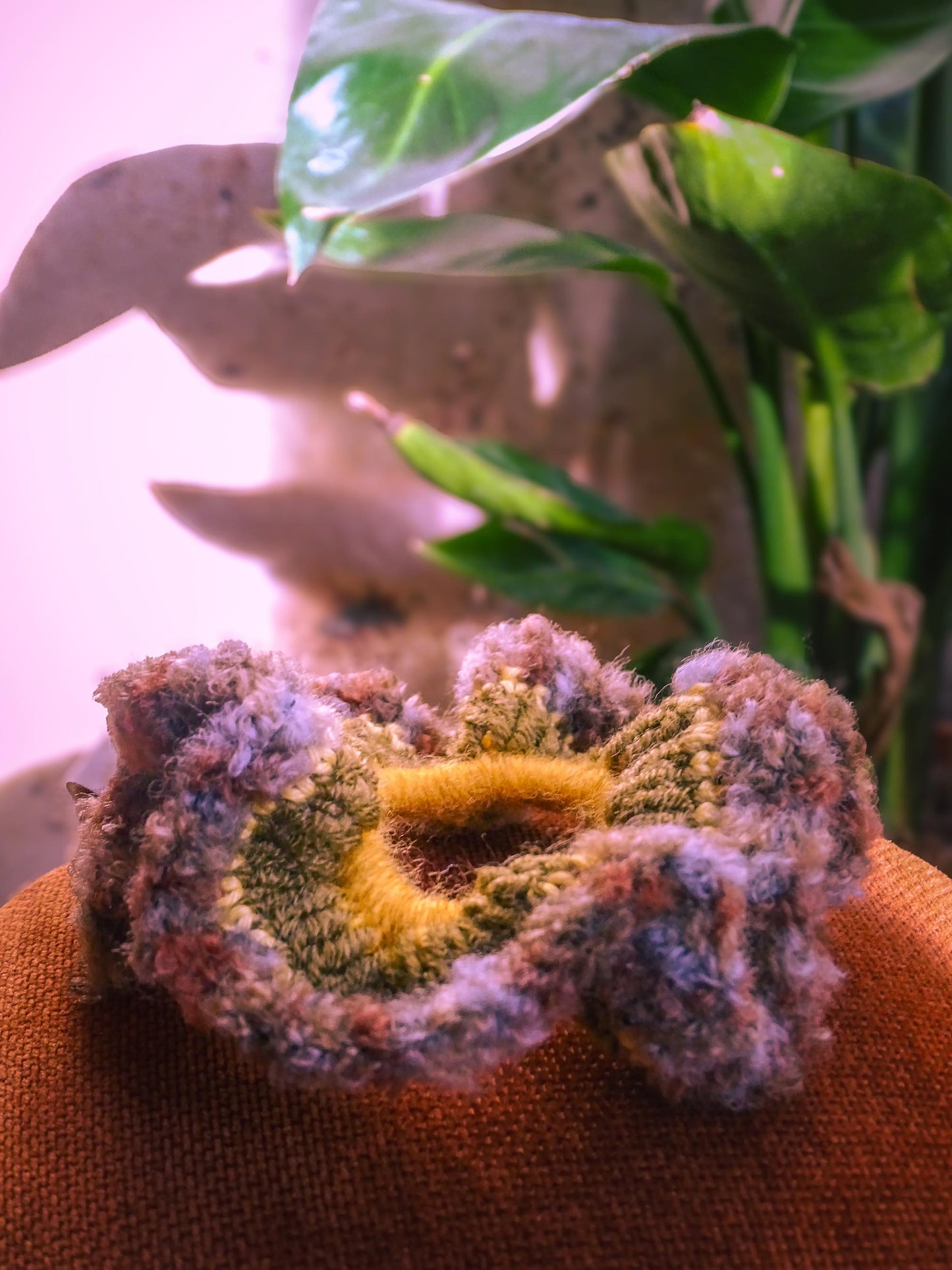 Chouchou crochet gris brun